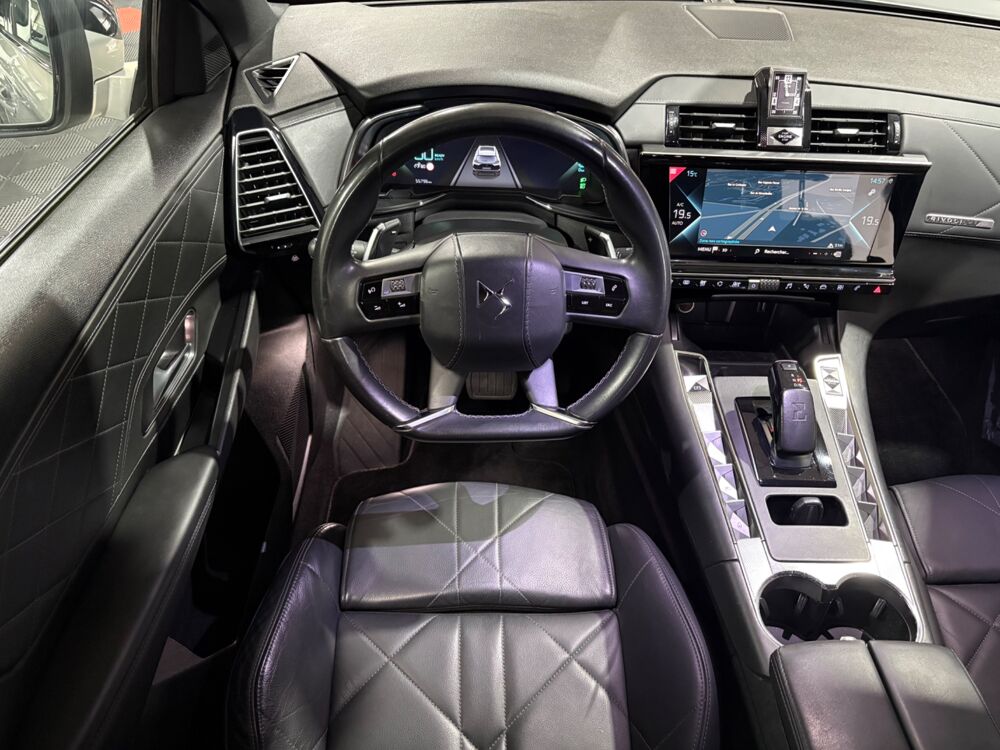 DS3 1.6 300 CH PHEV HYBRID RIVOLI 4X4 / CAMERA / CARPLAY / ATTEL 2020 occasion 29000 Quimper