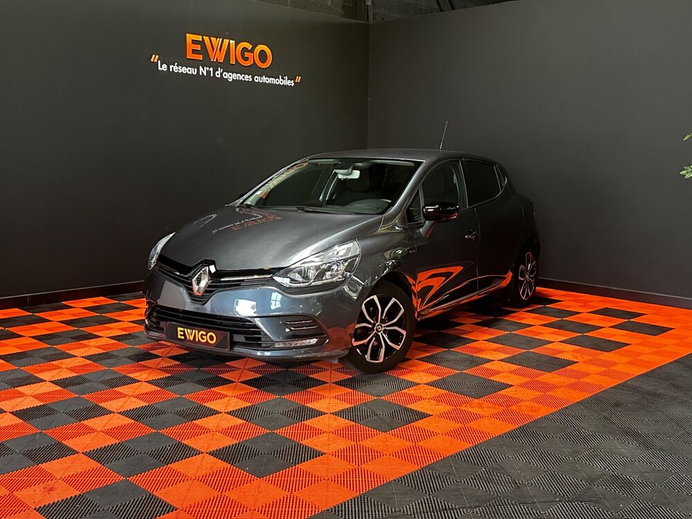 Clio 0.9 TCE 90 CH LIMITED / BLUETOOTH / RADAR AR / REGULATEUR 2017 occasion 29000 Quimper
