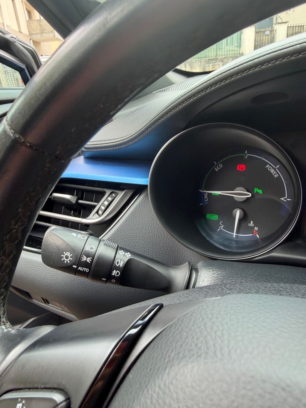 C-HR 1.8 HSD 122H 100 FULL-HYBRID Collection 4X2 E-CVT BVA 2019 occasion 69150 D&eacute;cines-Charpieu