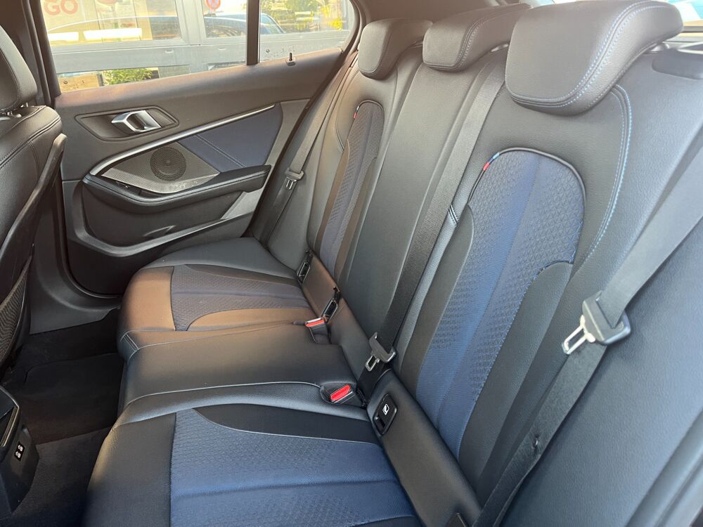 S&eacute;rie 1 F40 1.5L 118i 140ch M-SPORT APPLE CARPLAY + CAMERA DE RECUL 2019 occasion 38420 Le Versoud