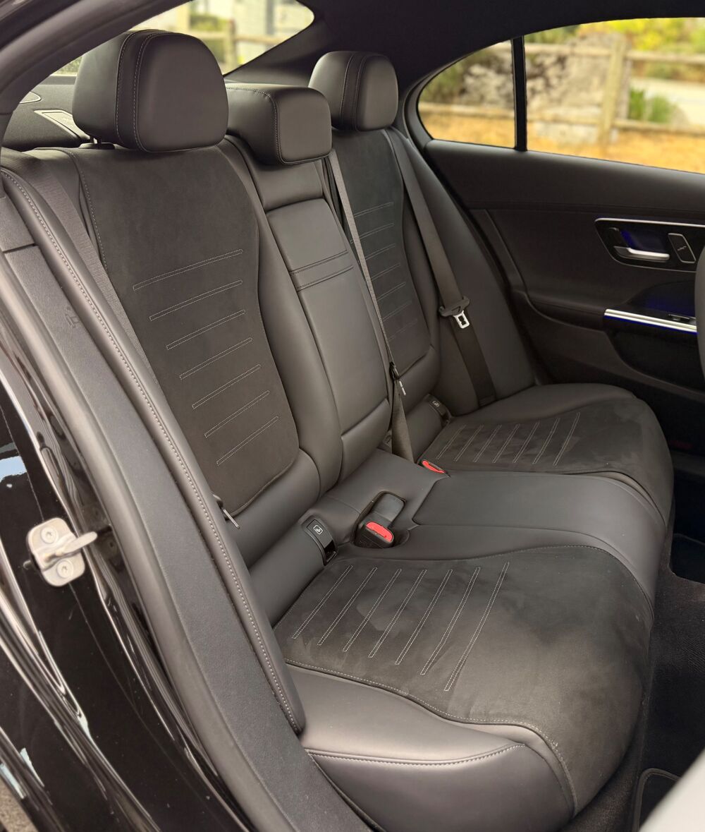 Classe C 2.0 300 DE 313ch 195 EQ PHEV HYBRID AMG LINE GARANTIE CONSTR 2024 occasion 25300 Pontarlier