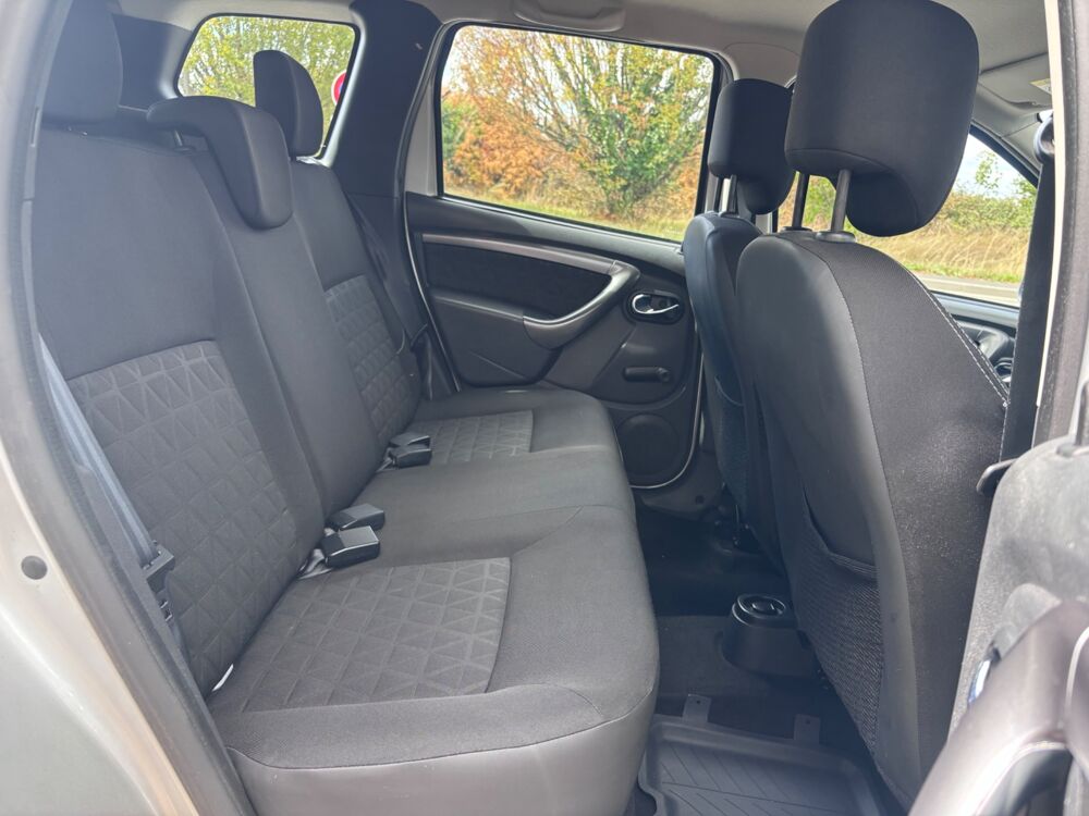 Duster 1.2 TCE 125 AIR 4X2 - ATTELAGE 2014 occasion 79000 Niort