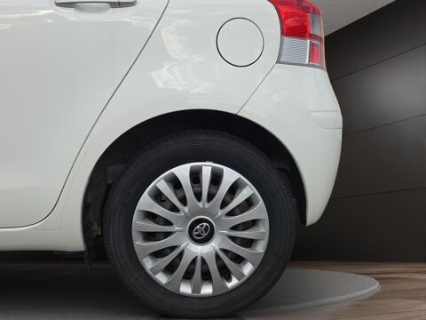Yaris 1.0 VVTI 70 - Garantie 6 mois - 4 pneu hiver 2011 occasion 68000 Colmar