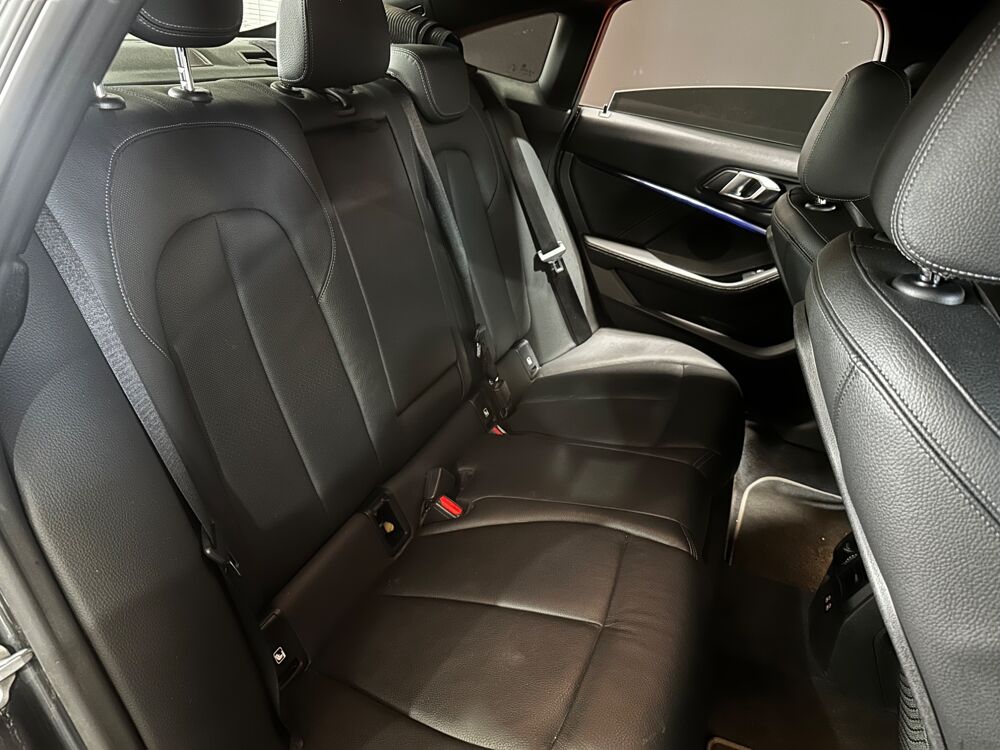 Serie 2 GRAN COUPE 216D 116CV BVA // CUIRS CHAUFFANTS ELECTRIQUES / 2020 occasion 29000 Quimper