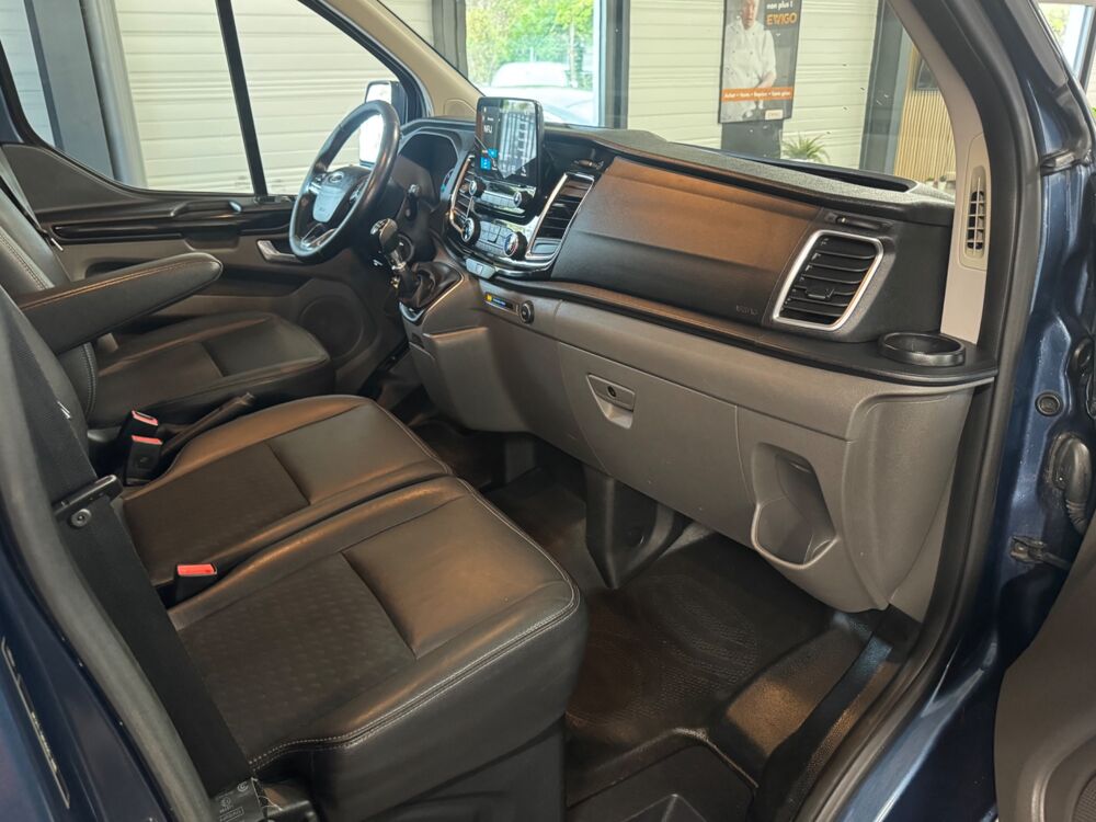Transit Custom FOURGON 2.0 ECOBLUE 170Ch L1H1 DISTRIBUTION OK - BUSINESS- A 2018 occasion 79000 Niort