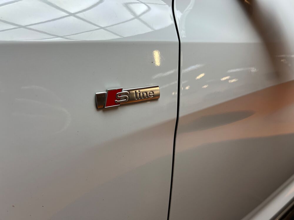 A1 Sportback 1.0 30 TFSI 115 S-LINE S-Tronic BVA // Cam&eacute;ra de R 2020 occasion 33320 Eysines