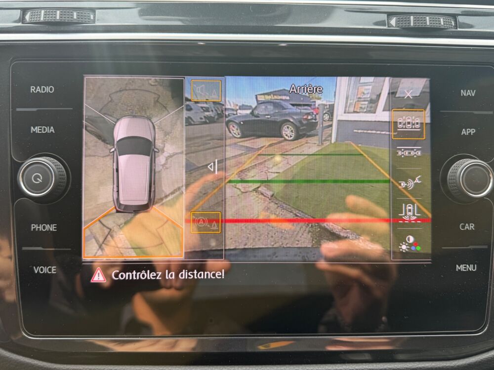 Tiguan BLACK R-LINE 150Ch DSG ORIGINE FR - SUIVI VOLKSWAGEN -TOIT O 2019 occasion 27000 &Eacute;vreux
