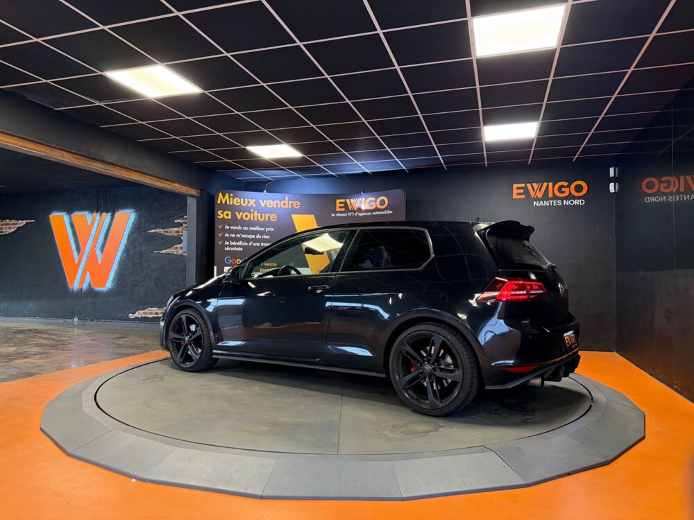 Golf 2.0 TSI 220 BLUEMOTION GTI/CARPLAY/TOIT OUVRANT/ENTRETIEN OK 2013 occasion 44300 Nantes