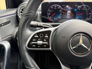 Classe A 200 D 150CH PROGRESSIVE LINE 8G-DCT - SUIVI COMPLET MERCEDES 2022 occasion 13700 Marignane