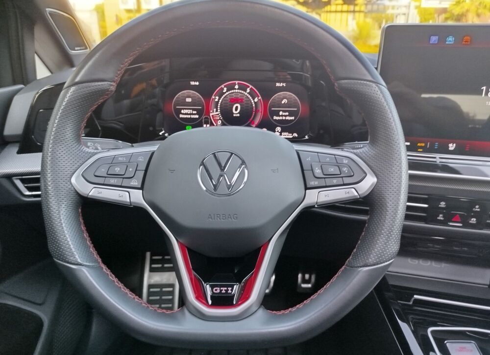 Golf 2.0 TSI 265CH GTI DSG7 - INTERIEUR CUIR - TOIT OUVRANT - HAR 2024 occasion 13700 Marignane