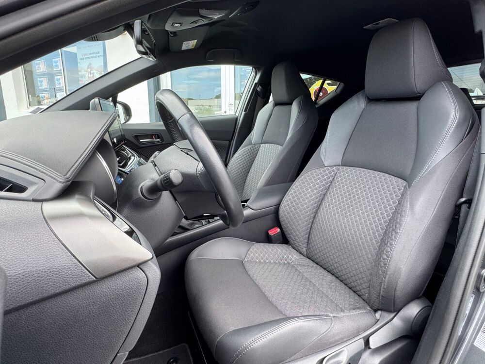 C-HR 2.0 HSD 184H 150 FULL-HYBRID 1.4KWH S&eacute;rie Sp&eacute;ciale TEAM DEUT 2022 occasion 64122 Urrugne