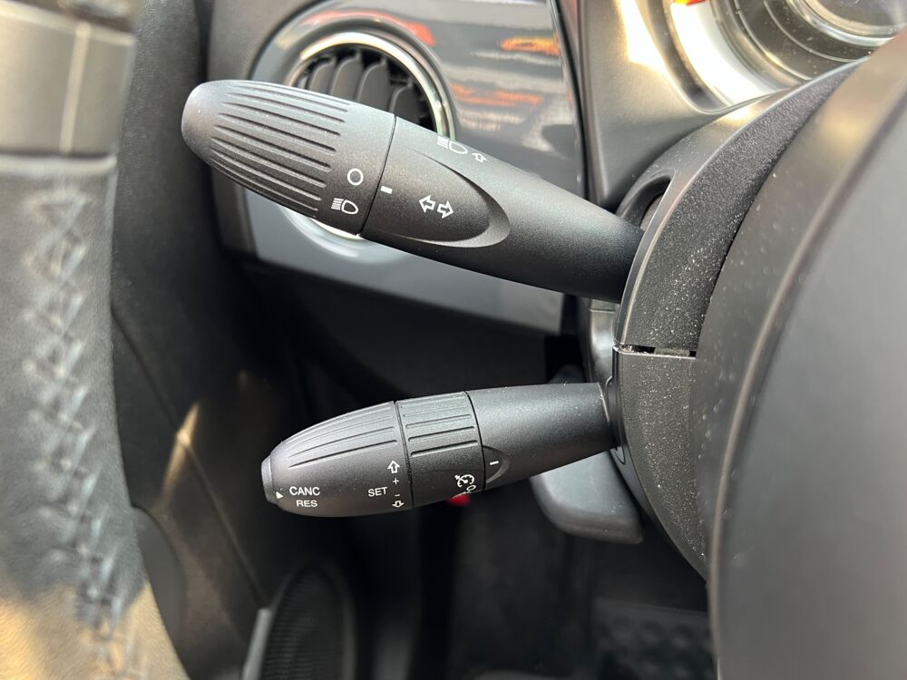 500 1.0 70 CH MHEV HYBRID SPORT + TOIT OUVRANT 2020 occasion 47000 Agen