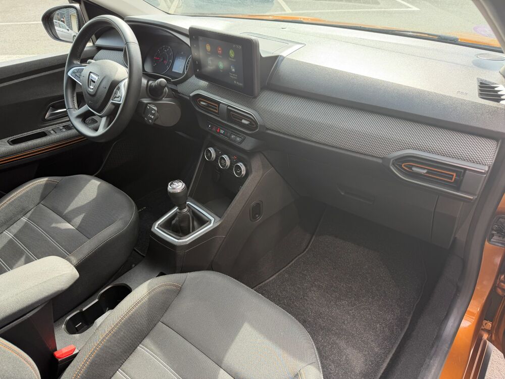 Sandero STEPWAY 1.0 TCE 90ch CONFORT / CARPLAY / CAMERA DE RECUL / A 2023 occasion 17100 Saintes