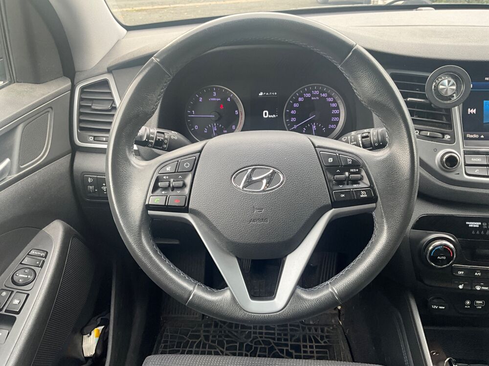 Tucson 1.7 CRDI 115cv CREATIVE 2WD ATTELAGE / CAMERA DE RECUL 2016 occasion 17000 La Rochelle