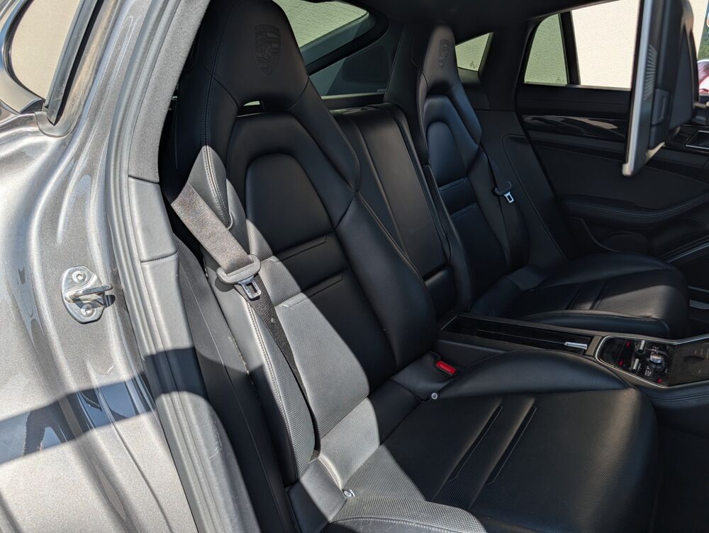 Panamera 2.9 E-HYBRID 462ch PLATINUM EDITION / BOSE / ECRAN ARRIERE / 2017 occasion 69420 Ampuis