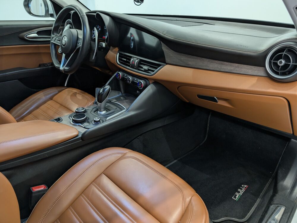 Giulia 2.2 JTDM 180ch LUSSO BVA 2017 occasion 90160 Bessoncourt