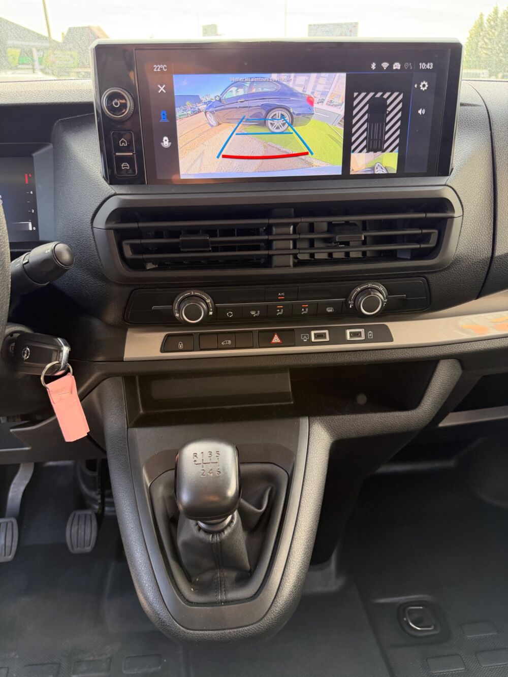 Vivaro FOURGON 1.5 D 120CH TAILLE M TVA RECUPERABLE - CARPLAY - CAM 2024 occasion 27000 &Eacute;vreux