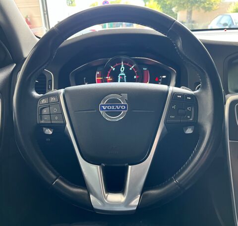S60 2.0 D4 181CH SUMMUM/ BVA / ENTRETIEN COMPLET 2015 occasion 33260 La Teste-de-Buch