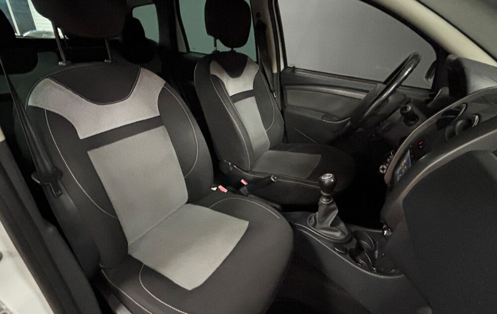 Duster DCI 110 4X2 PRESTIGE EDITION 2016 2016 occasion 34430 Saint-Jean-de-V&eacute;das