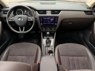 Octavia COMBI 2.0 TDI 150ch 4X4 LAURIN KLEMENT DSG BVA 2018 occasion 25300 Pontarlier