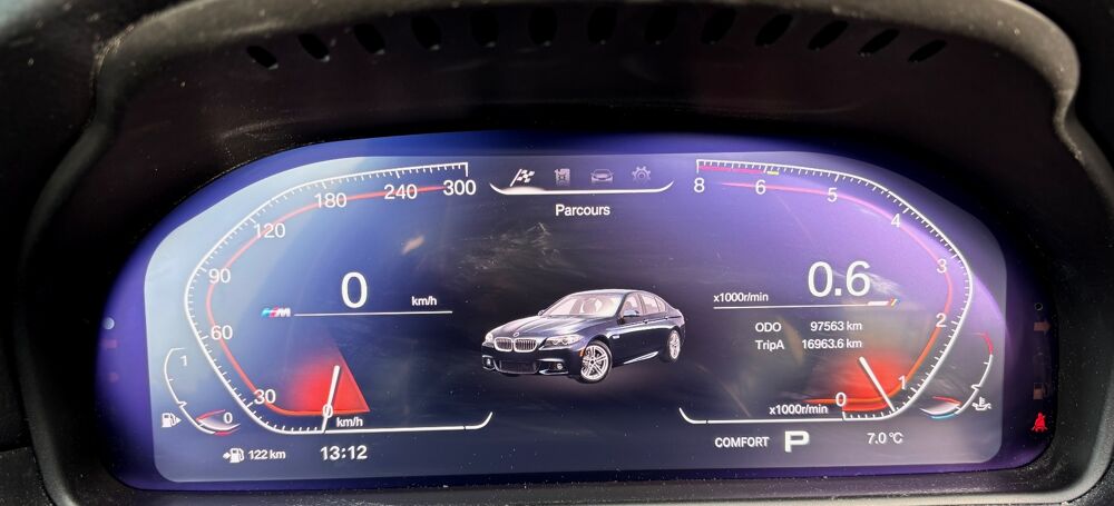 S&eacute;rie 5 3.0 535 I 305 LUXURY -Suivi BMW -Toit Ouvrant-Virtual Cockp 2016 occasion 44220 Cou&euml;ron