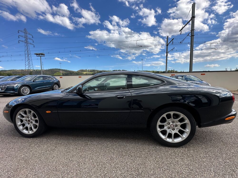 XK8 COUPE 4.0 BVA 285ch 1999 occasion 69420 Ampuis