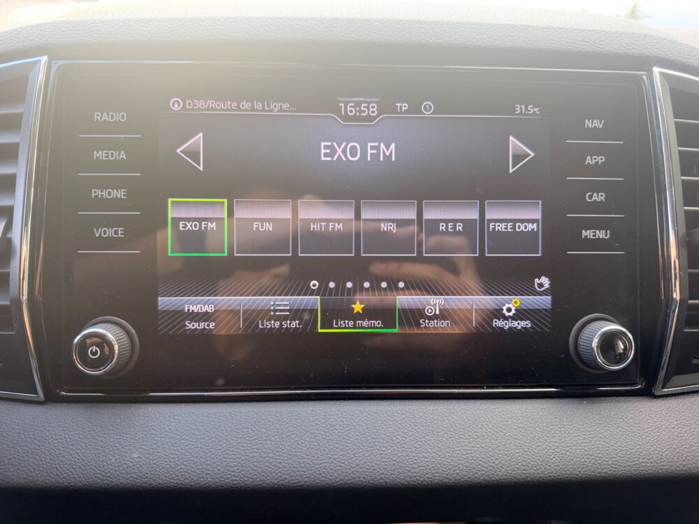 Karoq 1.0 TSI 110 Ch AMBITION + CAMERA DE RECUL + CARPLAY 2023 occasion 97410 Saint-Pierre