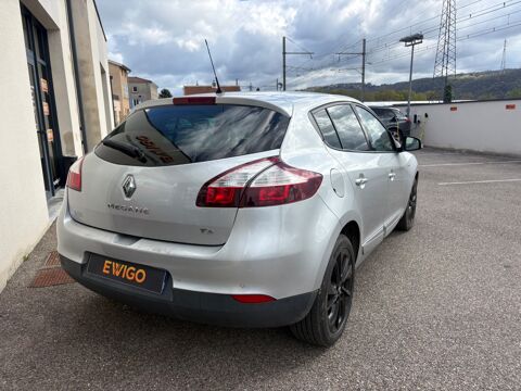 M&eacute;gane 1.2 TCE 130ch ENERGY BOSE EDC BVA / CAMERA RECUL/ 2015 occasion 69420 Ampuis