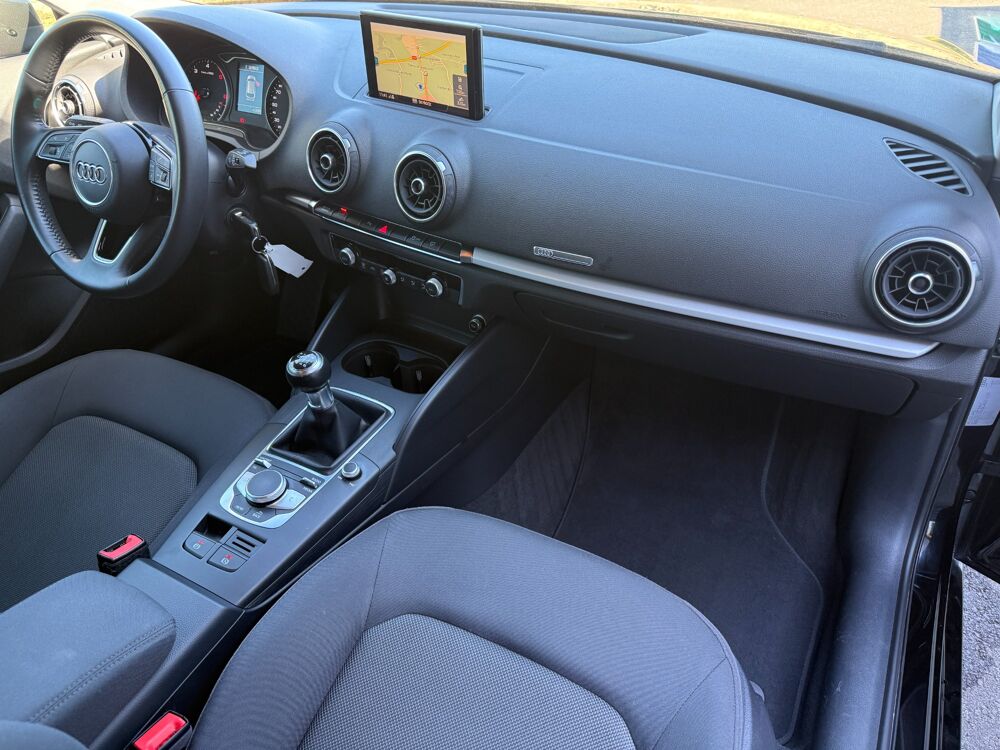 A3 III (8V) SPORTBACK 1.6 30 TDI 116 ch BUSINESS LINE - ORIGINE 2019 occasion 65290 Juillan