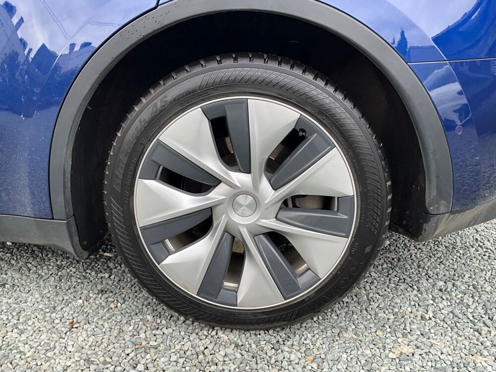 Model Y LONG RANGE DUAL MOTORS 441 CV / 4 roues motrices 2022 occasion 17000 La Rochelle