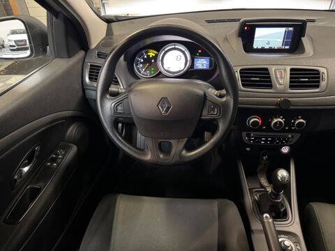 M&eacute;gane ESTATE 1.5 DCI 110ch BUSINESS REGULATEUR DE VITESSE/ TOM TO 2012 occasion 78125 Gazeran