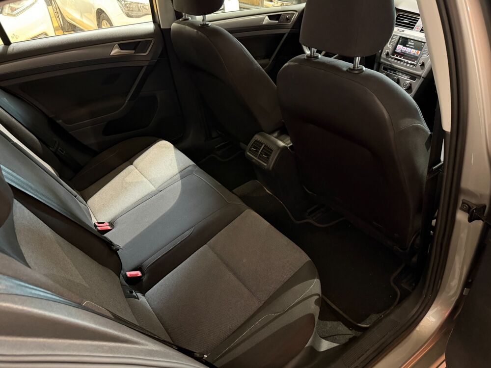Golf 1.2 TSI 110ch BLUEMOTION TECHNOLOGY EDITION 2015 occasion 81990 Puygouzon