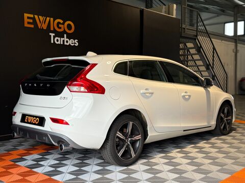 V40 D3 2.0 150 ch R-DESIGN GEARTRONIC6 2017 occasion 65290 Juillan