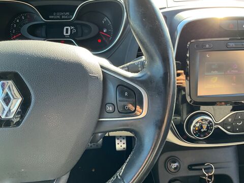 Captur 1.2 TCE 120 ENERGY INTENS EDC BVA 2017 occasion 17000 La Rochelle
