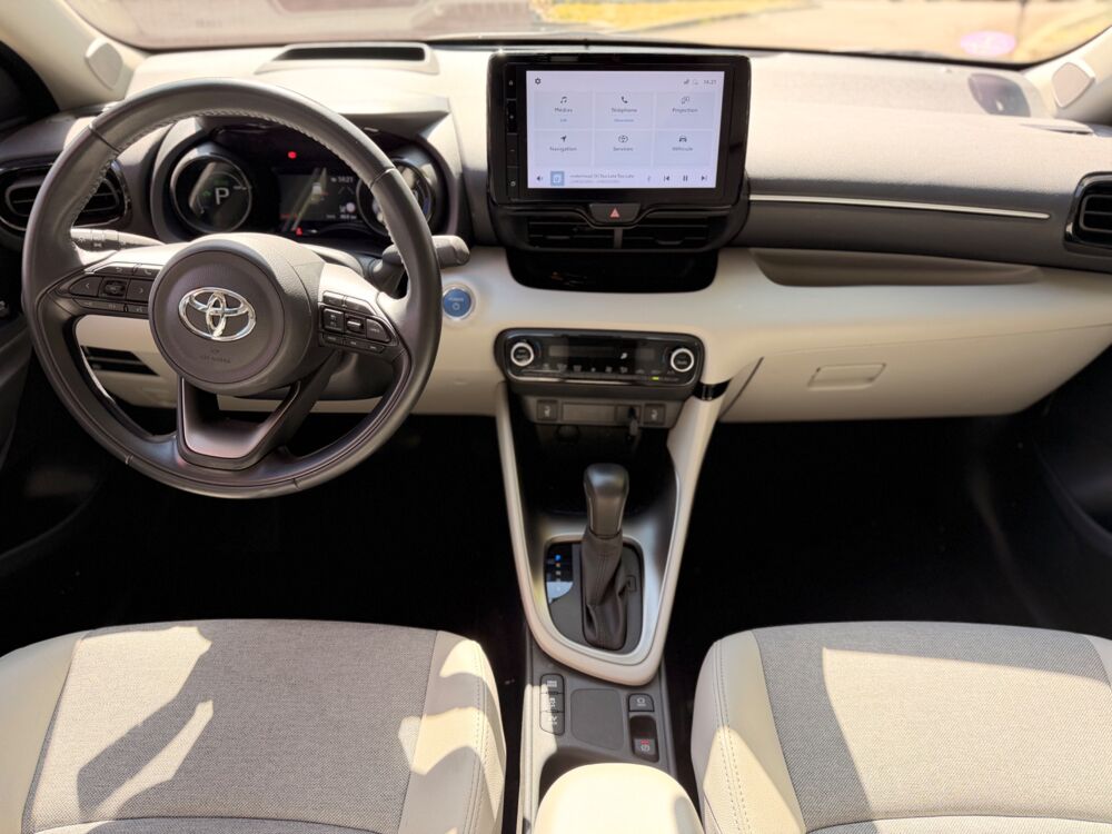 Yaris 1.5 VVTI 115Ch 90 FULL-HYBRID 0.8KWH ELEGANT E-CVT BVA - CAM 2022 occasion 76150 Saint-Jean-du-Cardonnay