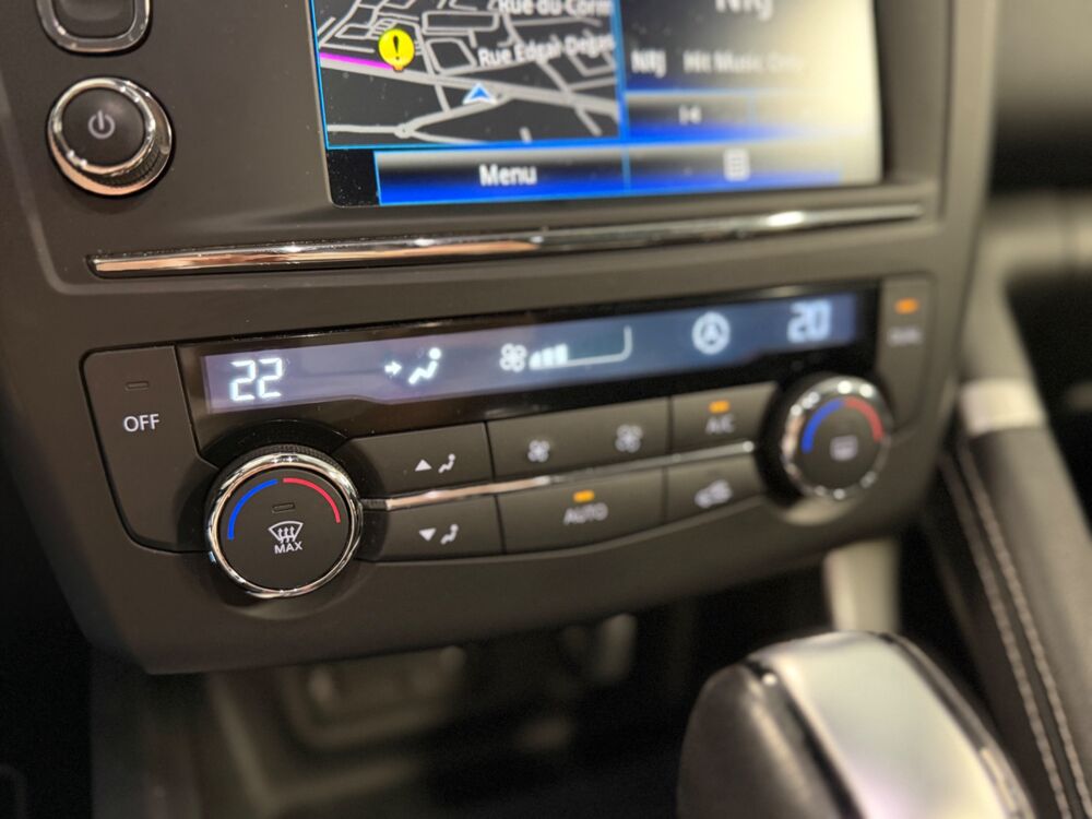 Kadjar 1.5 DCI 110 Ch INTENS - 1ERE MAIN - ATTELAGE - KIT DISTRI 2 2018 occasion 79000 Niort