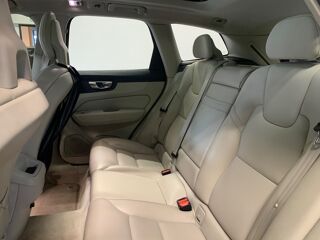 XC60 2.0 D5 235 INSCRIPTION AWD GEARTRONIC BVA 2017 occasion 76190 &Eacute;calles-Alix