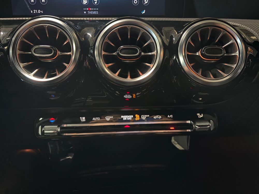 Classe A 2.0L 180 D 116ch MOTEUR MERCEDES + AMG LINE + BVA 8 + SIEGE 2021 occasion 26100 Romans-sur-Is&egrave;re
