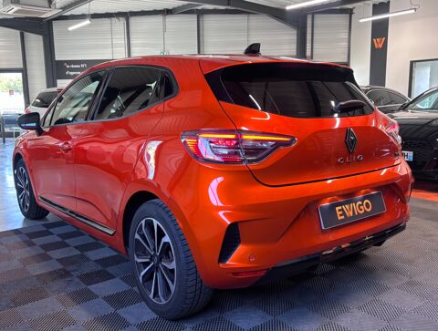 Clio 1.6 E-TECH 145 Ch 90 HYBRID Techno - Entretien RENAULT 2024 occasion 79000 Niort