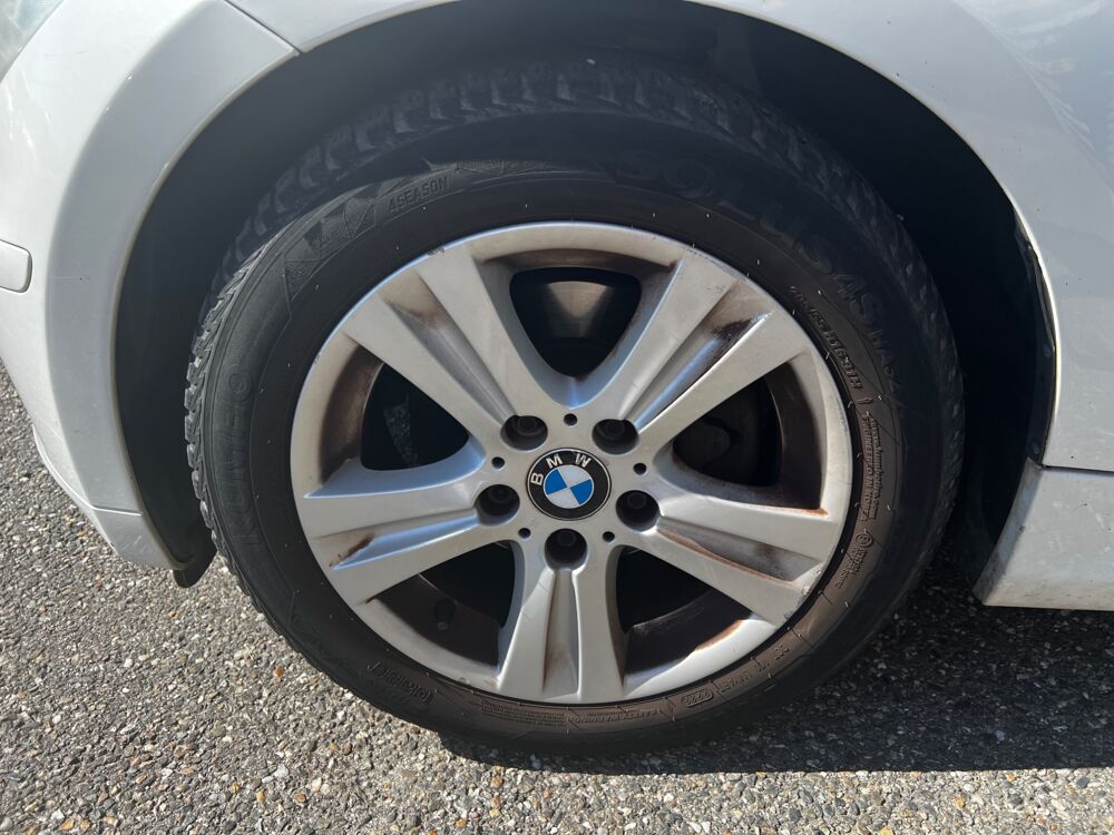 S&eacute;rie 1 2.0 118 D 143 CH CONNECT DRIVE 2011 occasion 47000 Agen