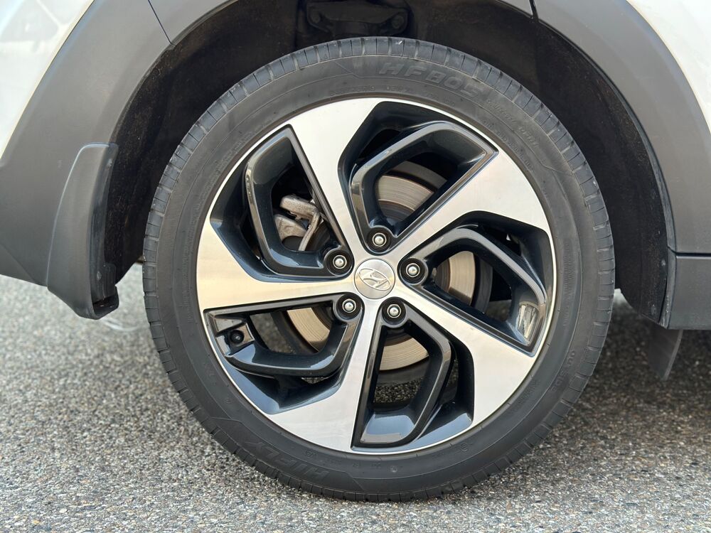 Tucson 1.7 CRDI 140 CH CREATIVE DCT / TOIT OUVRANT / CAMERA / RADAR 2017 occasion 47000 Agen