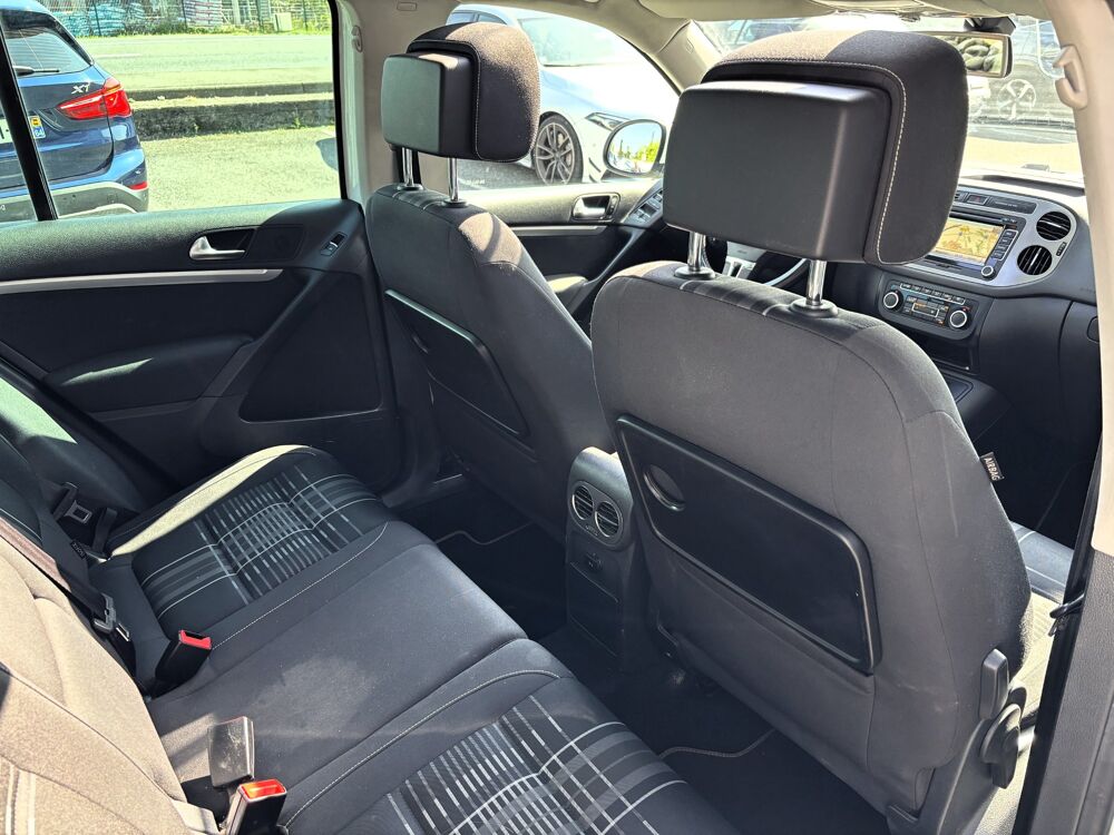 Tiguan 2.0 TDI 177 ch BLUEMOTION LOUNGE 4MOTION 2015 occasion 64320 Idron