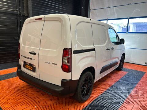Partner FOURGON 1.5 BLUEHDI 100 650KG L1 M PACK ASPHALT CONNECT STAR 2025 occasion 83600 Fr&eacute;jus