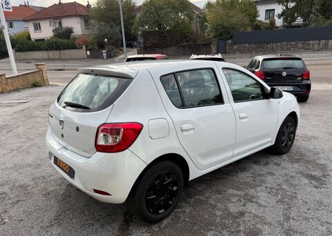 Sandero 0.9 TCE 90 CH Laureate Easy-R BVA 2016 occasion 25000 Besan&ccedil;on