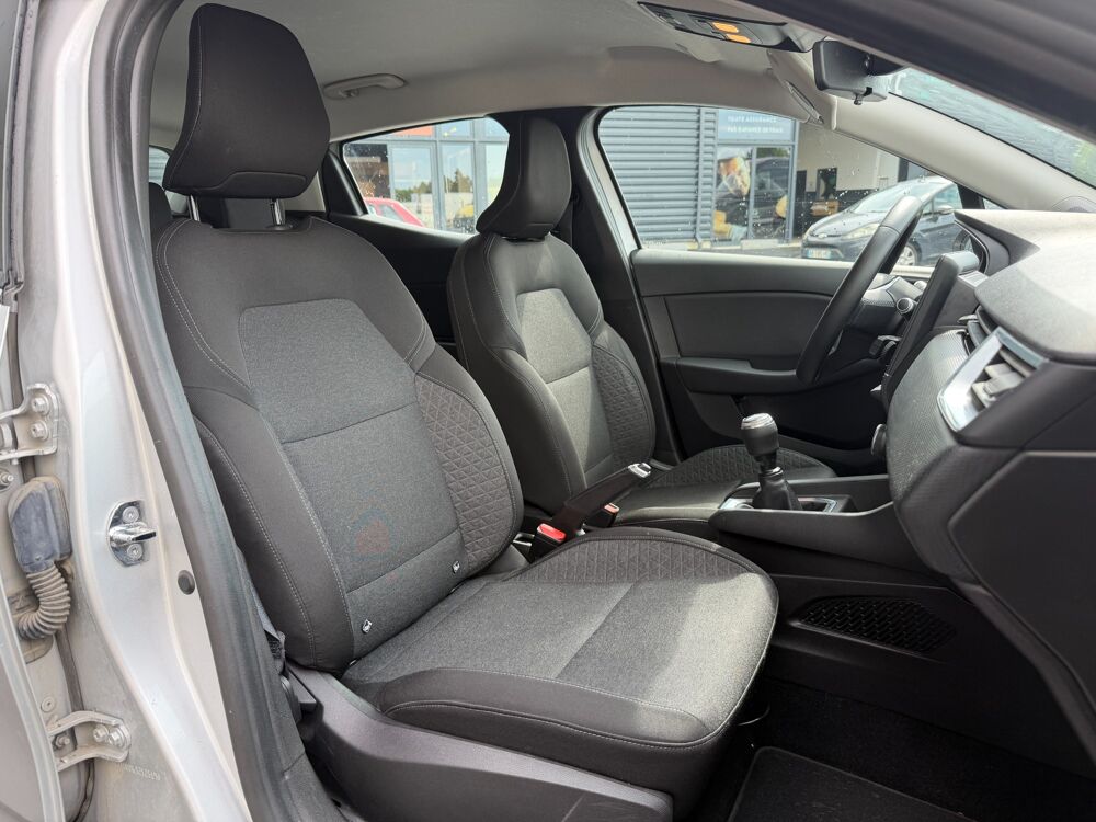 Clio V 1.0 SCE 75ch BUSINESS / CARPLAY 2020 occasion 17100 Saintes