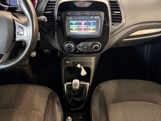 Captur 1.5 DCI 90 Ch ECO ENERGY INTENS - ENTRETIEN CONSTRUCTEUR 2017 occasion 79000 Niort