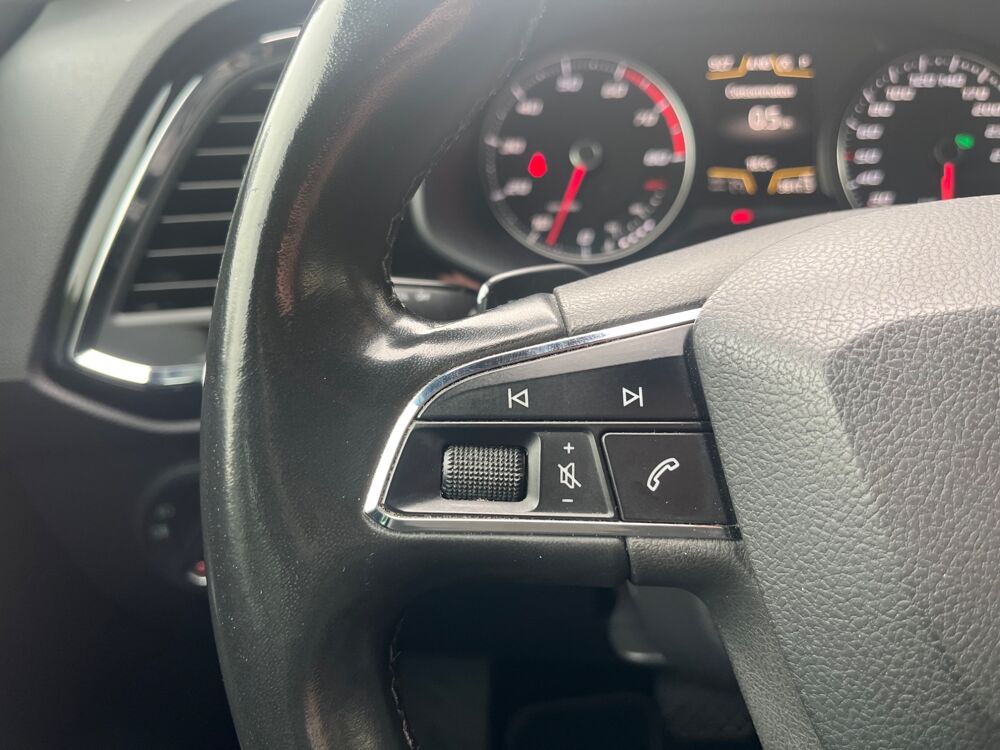 Ateca 1.4L DGS7 150ch TOIT OUVRANT PANORAMIQUE / APPLE CARPLAY / 2017 occasion 38420 Le Versoud