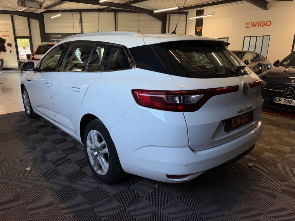 M&eacute;gane ESTATE 1.5 DCI 110 Ch BUSINESS 2018 occasion 79000 Niort