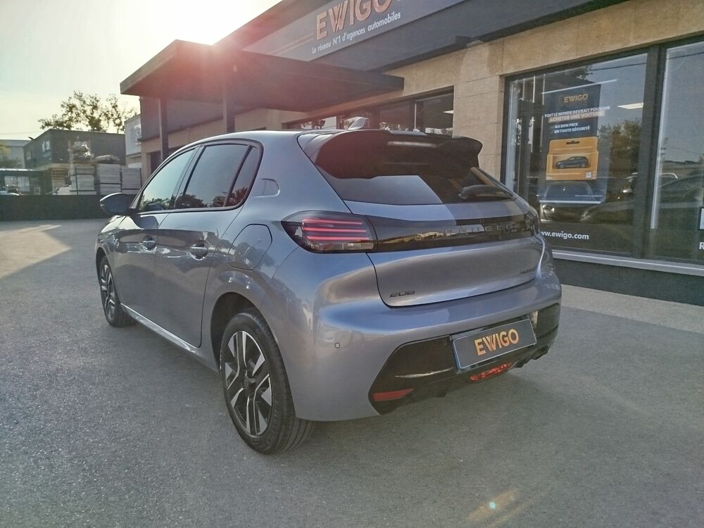 208 GENERATION-II 1.2 100CH MHEV HYBRID ALLURE E-DCS6 BVA 2025 occasion 13700 Marignane