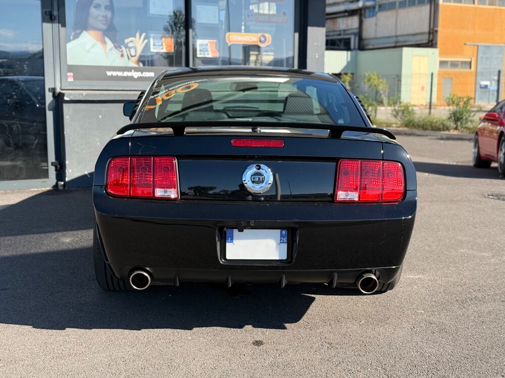 Mustang 4.6 V8 300 CH GT/CS 2007 occasion 26000 Valence
